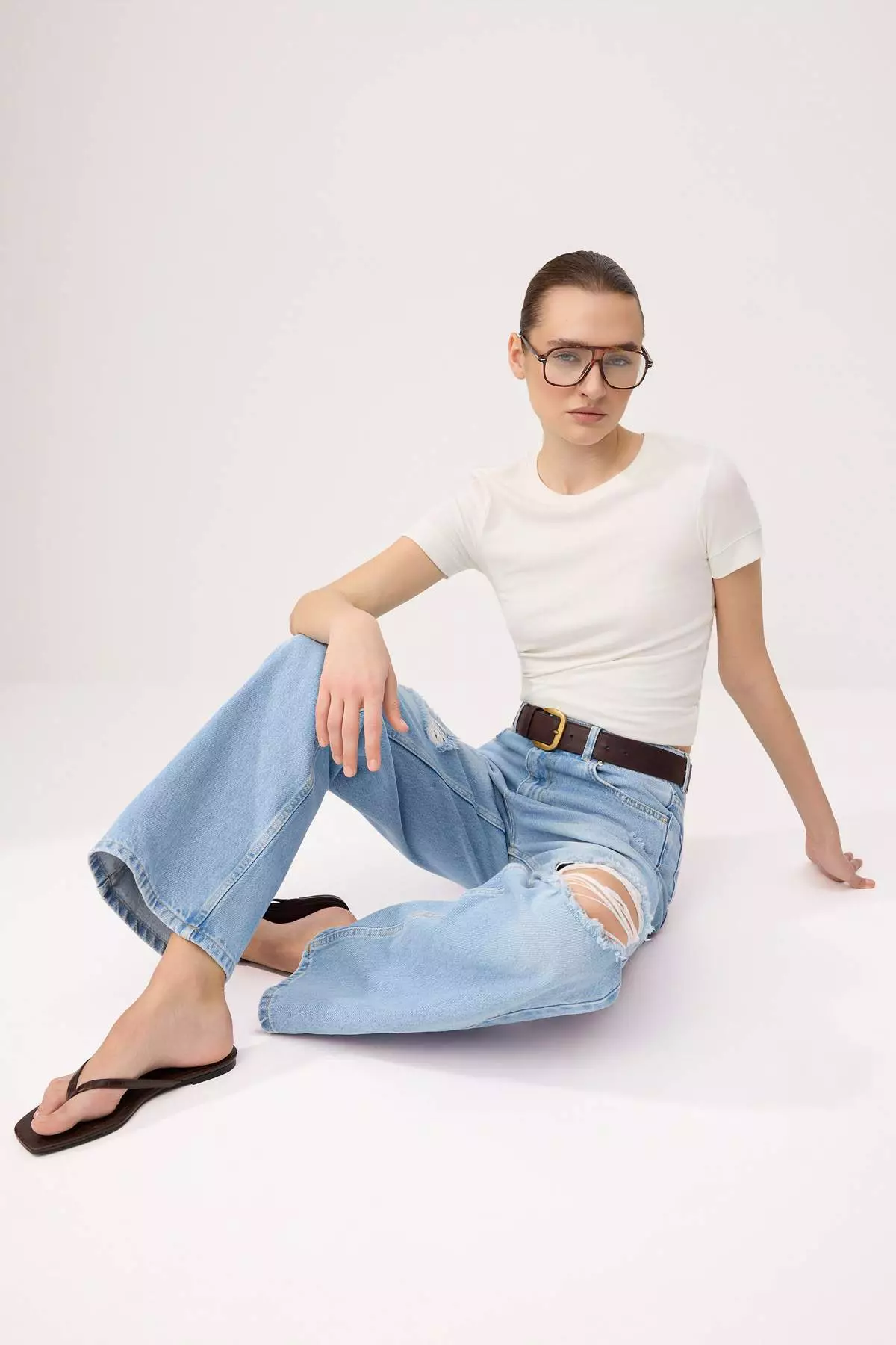 Blue Ripped Detailed High Waist Wide Leg Jeans Twoss26Je264