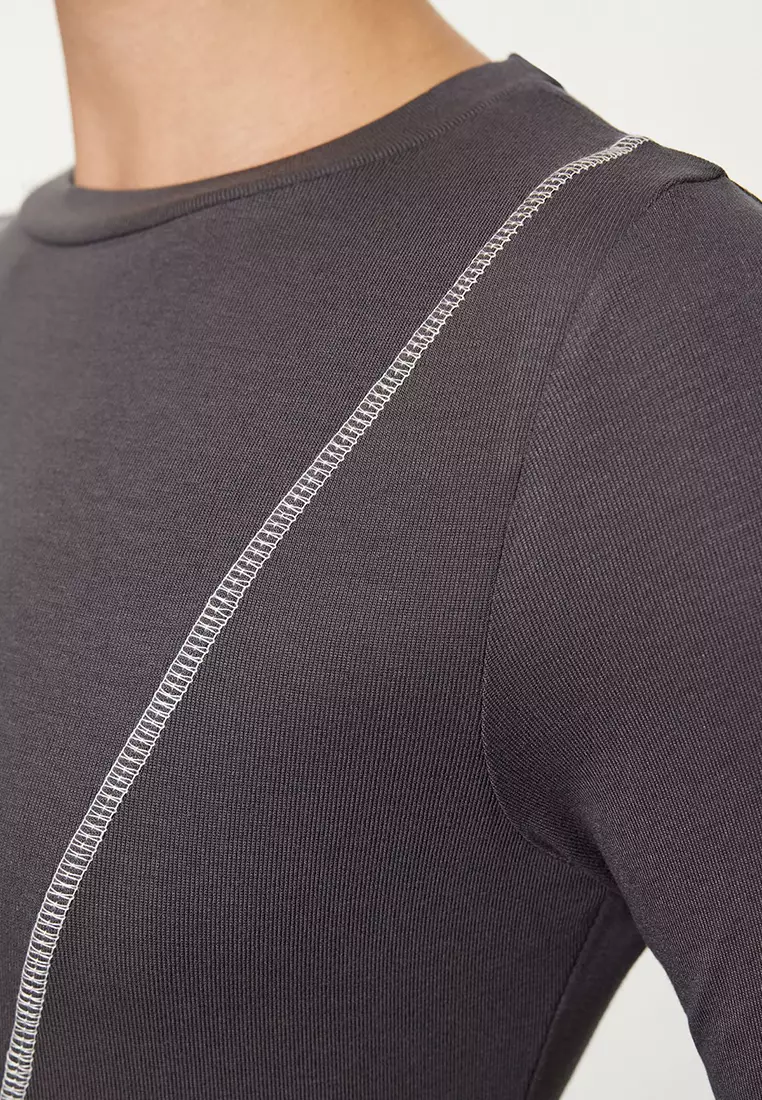 Contrast Stitching Top