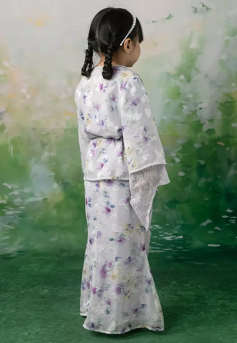 Elena Recycled Polyester Kebaya with Belt Set