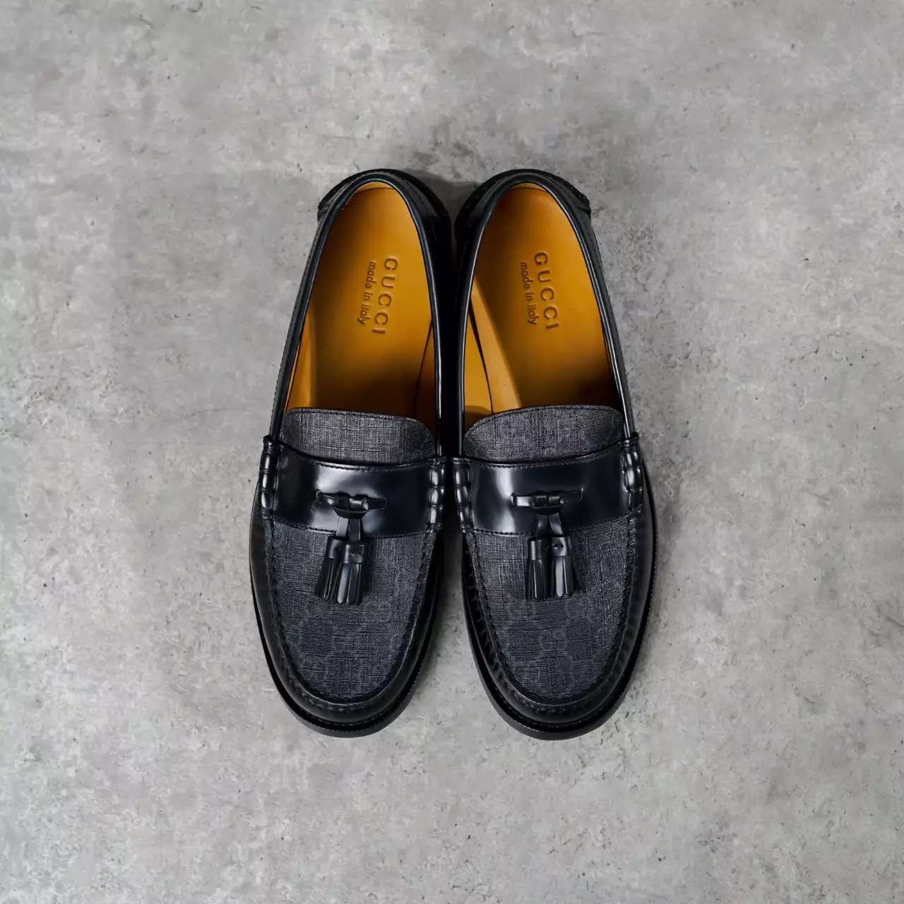 Sepatu GUCCI MONOGRAM BLACK COATED LEATHER LOAFER 100% ORIGINAL