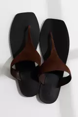 Brown Medium Dusty