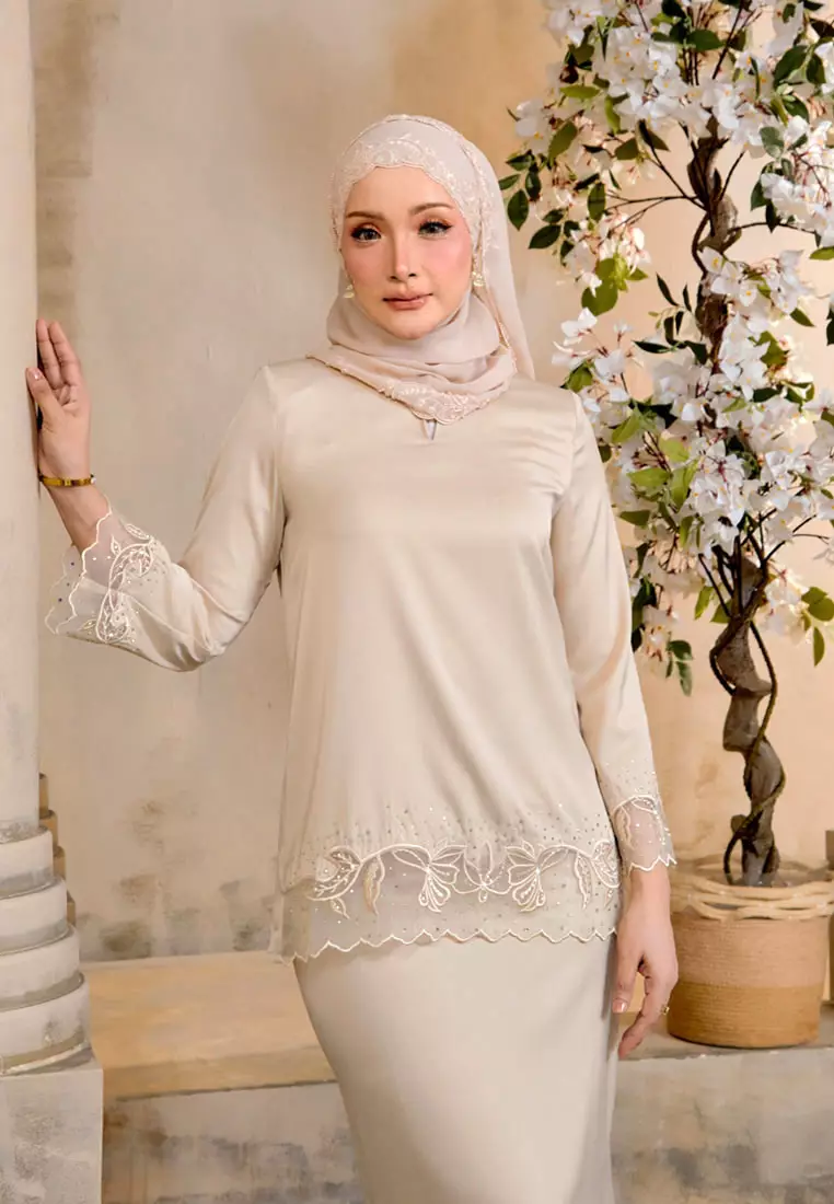 亮片蕾丝香槟色马来套装