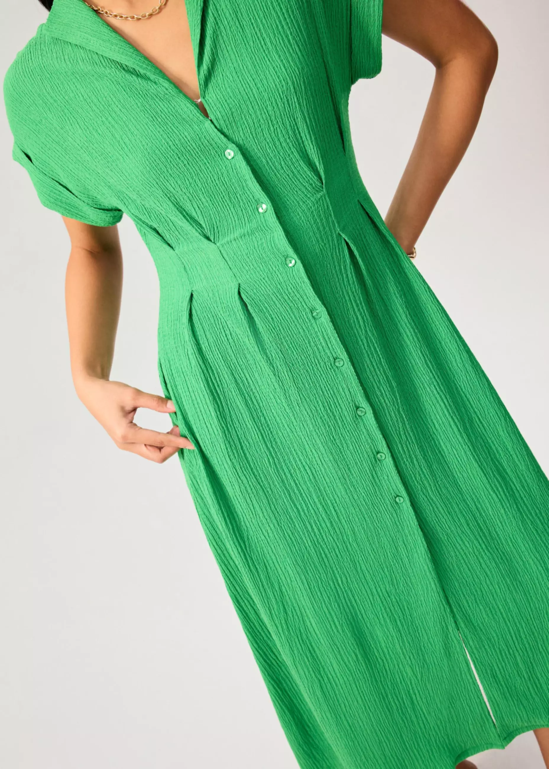Dress Wanita - Crinkled Collared Button Down Fit & Flare Midi Dress