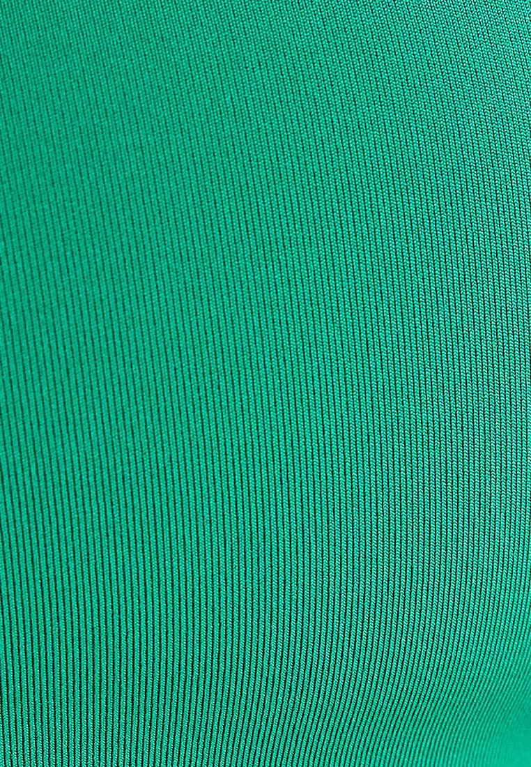 Lined Slim Fit Sports Bra with Side Stripes