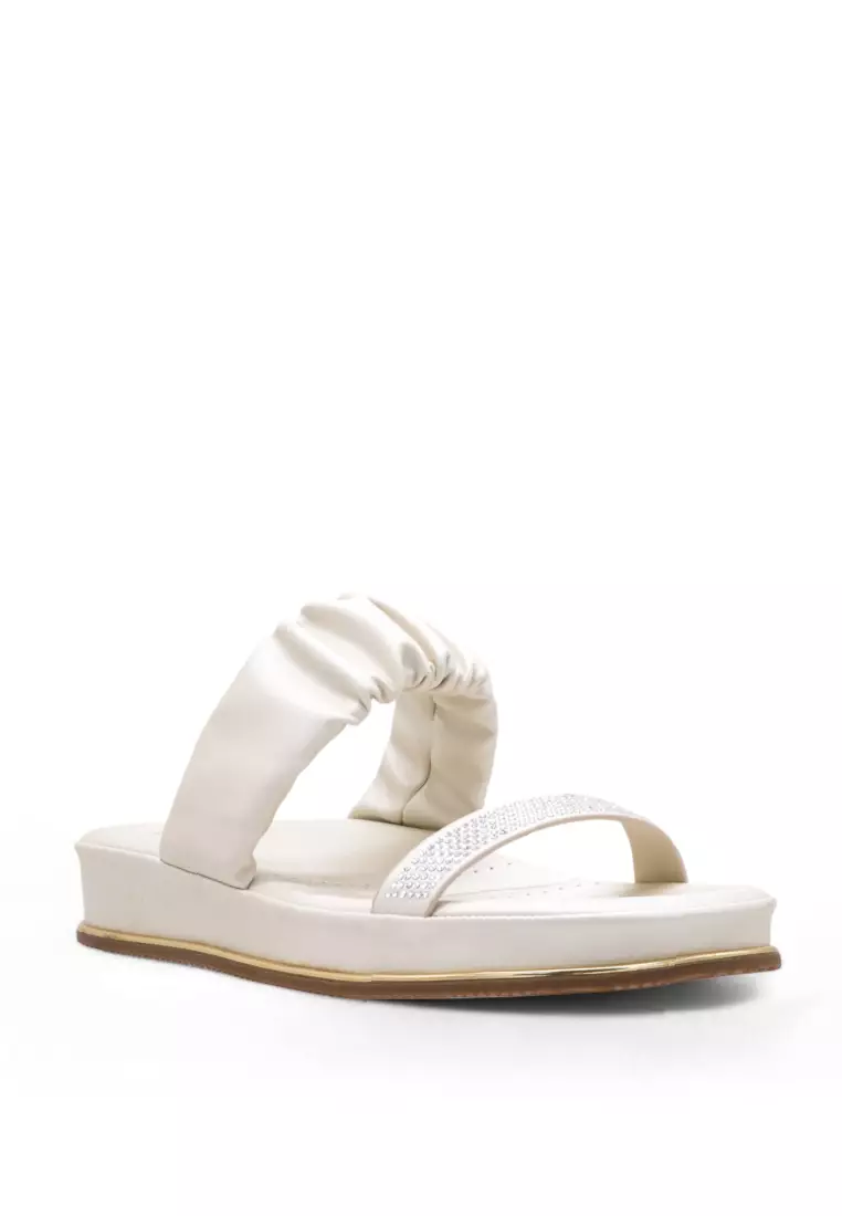 Women Slip On Casual Sandals - 250370227