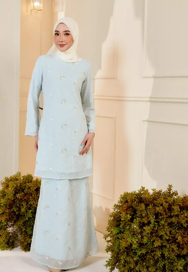 PUTRI Sulaman Emas Chiffon Embroidery Baju Kurung Modern in Mint Green