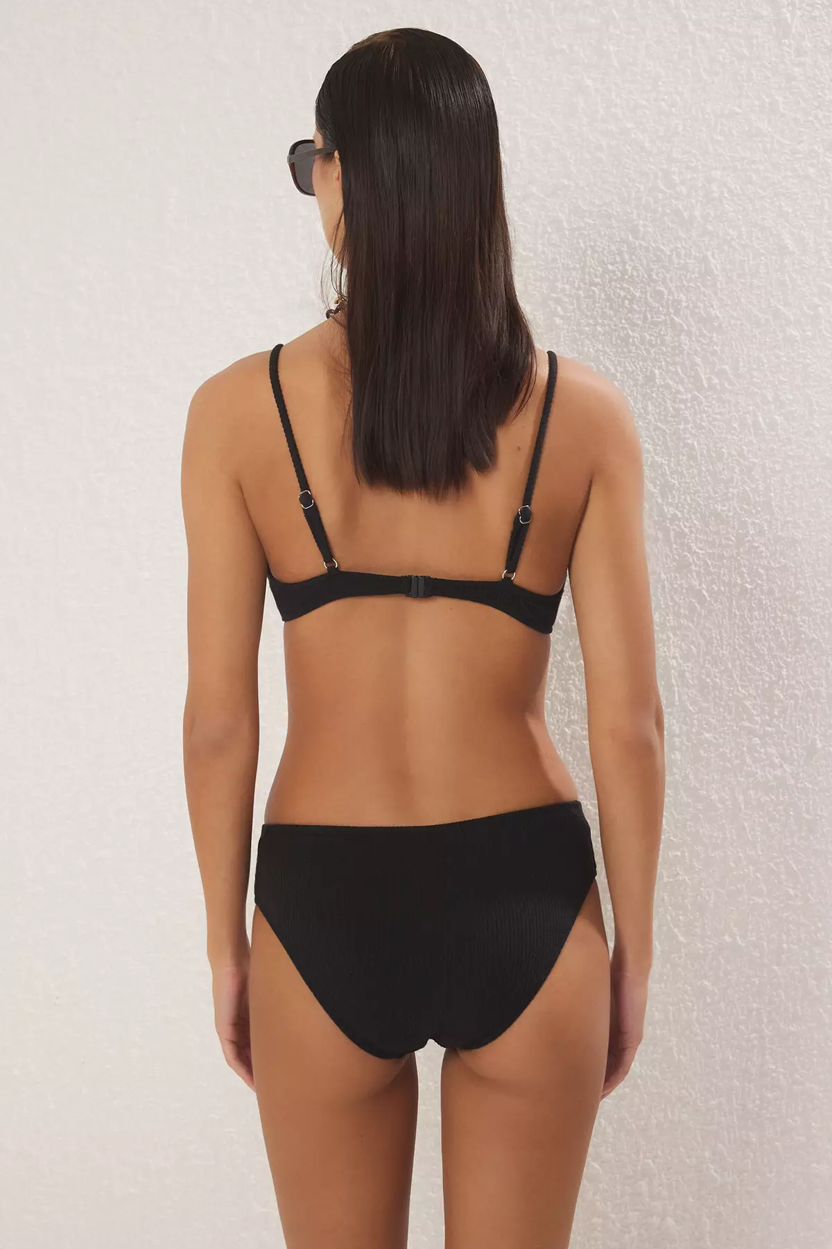 Black V Cut High Waist Regular Bikini Bottom TBESS25BA00036
