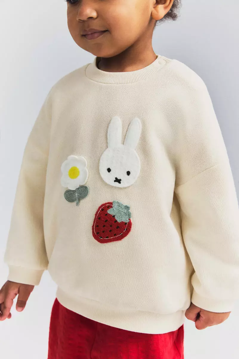 Appliquéd sweatshirt
