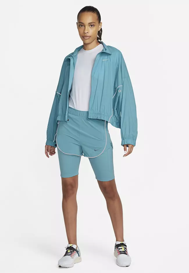 Nike activewear shorts online