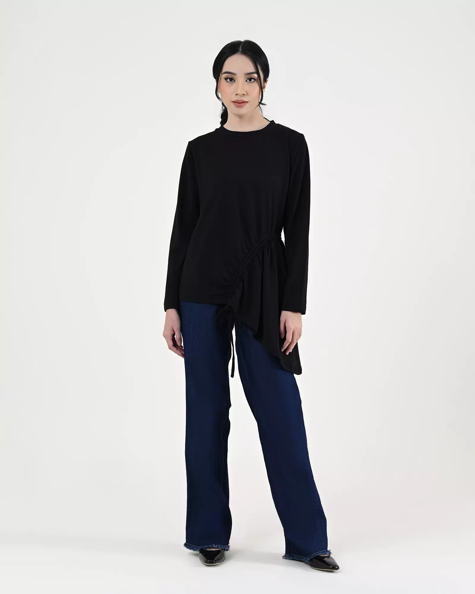 Geulis.id ALYA TEE - Black