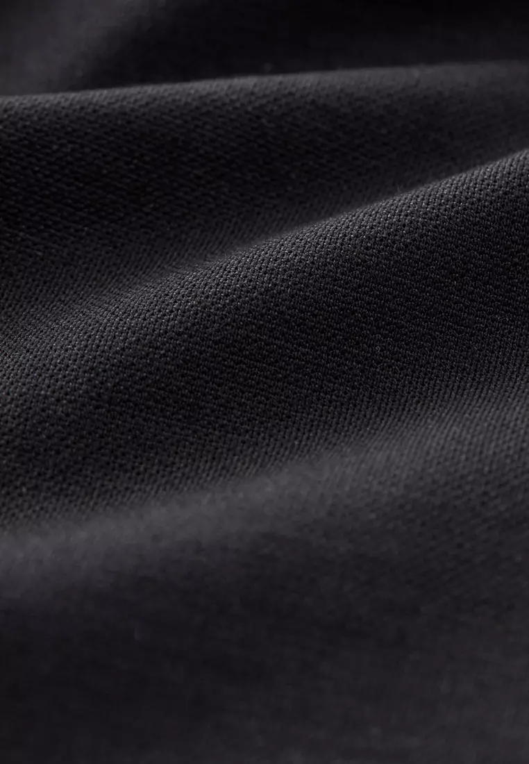 Black Irregular Hem Crewneck T-shirt