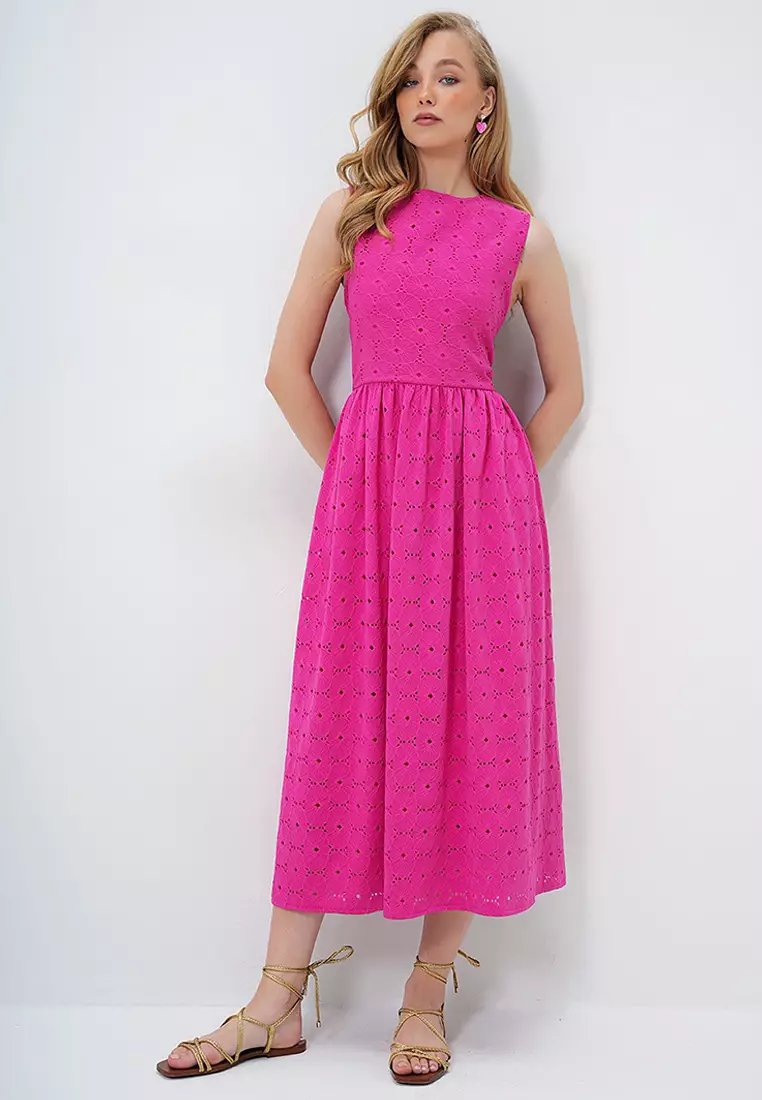 Women's Fuchsia Hidden Zipper Sleeveless Premium Guipure Dress Alc-X14143