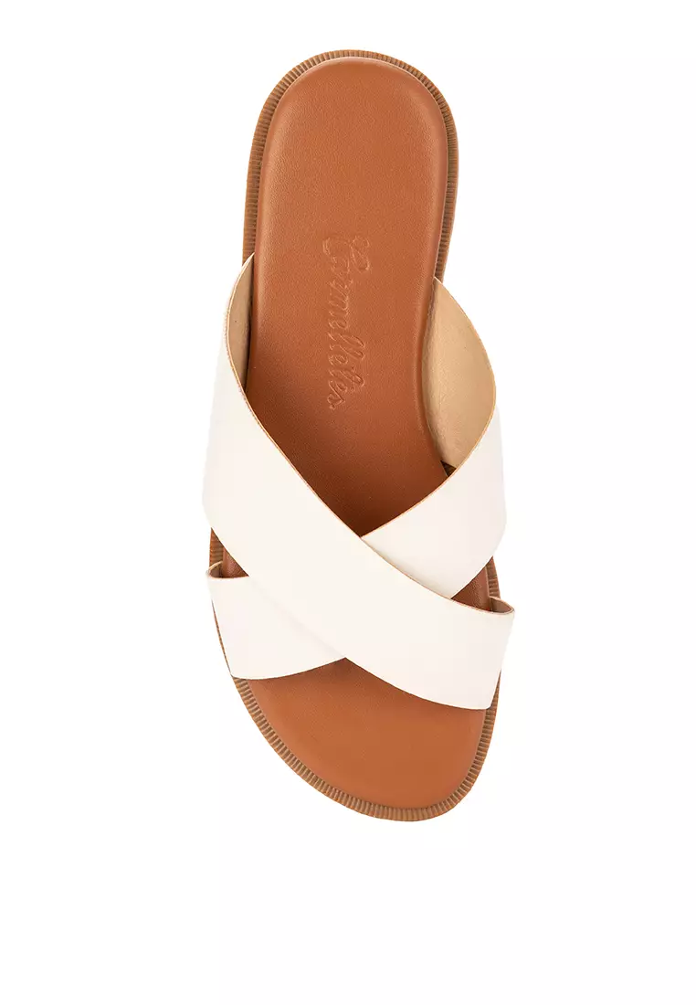 Buy CARMELLETES Cross Strap Flat Sandals 2025 Online ZALORA