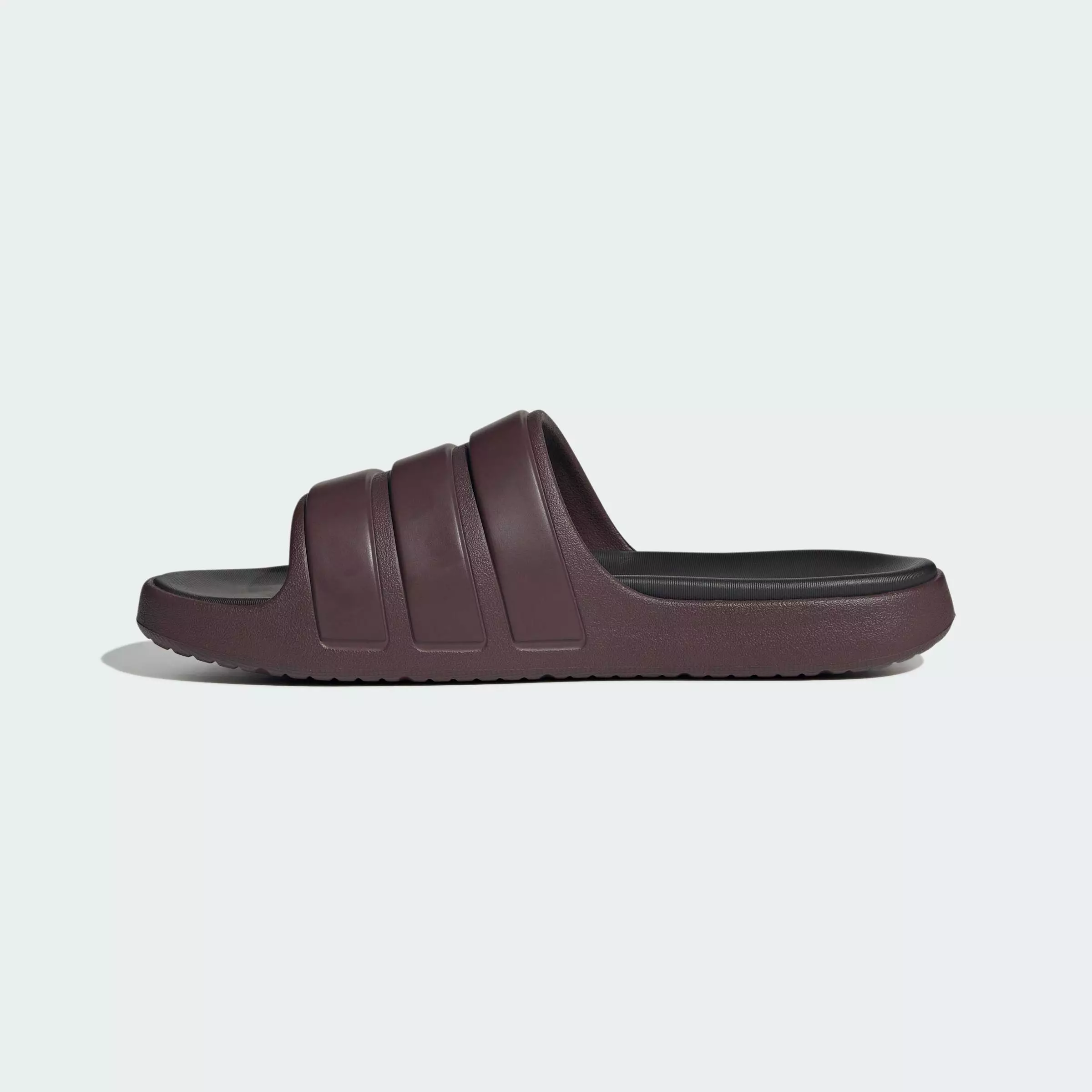 Buy ADIDAS Lifestyle Znsory Slides Unisex Burgundy JS3595  display picture 1