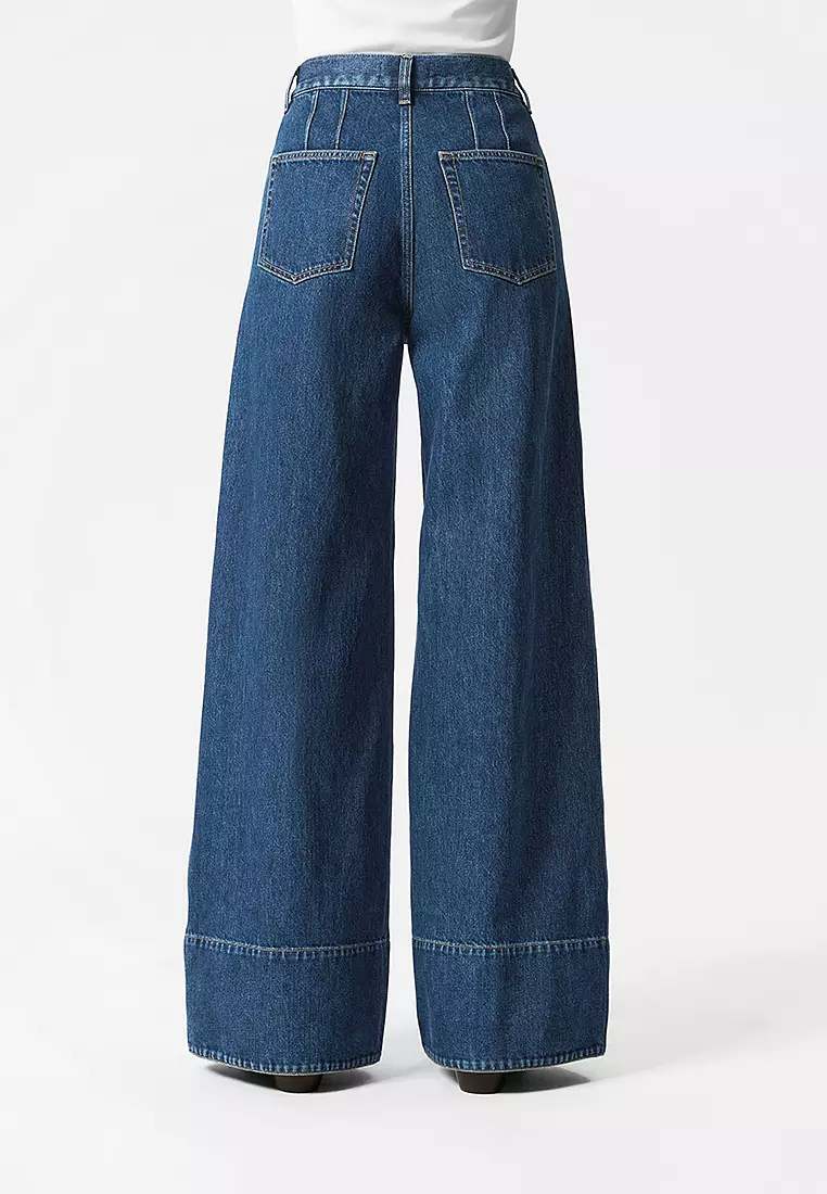 Long Wide-Leg Jeans