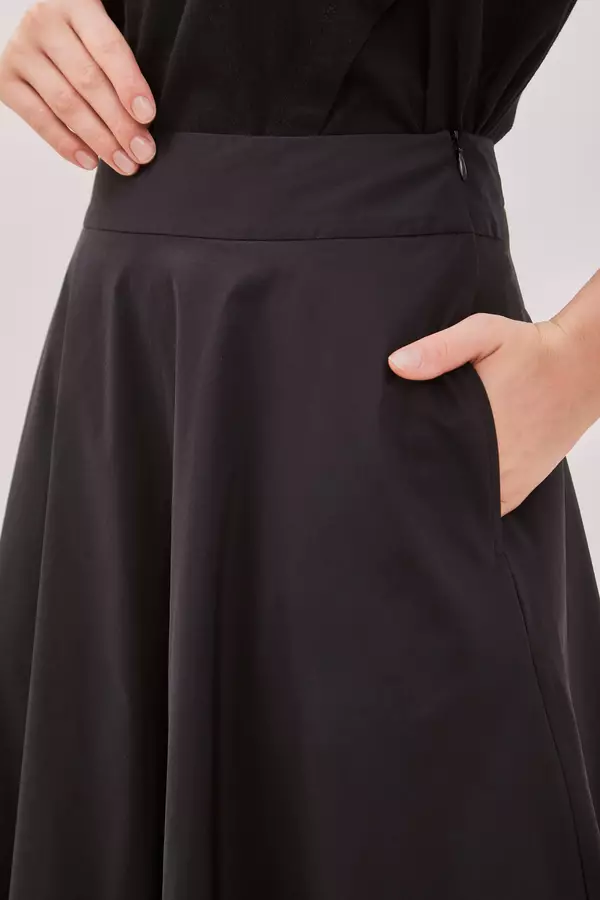 MINIMAL - Kamelie - Rok Midi A line - Black Colour Black