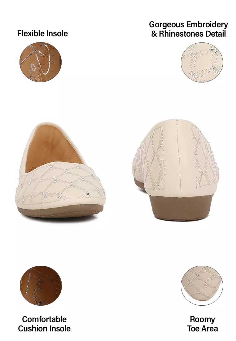 Balerina Wanita Berhias Berlian Imitasi Krem