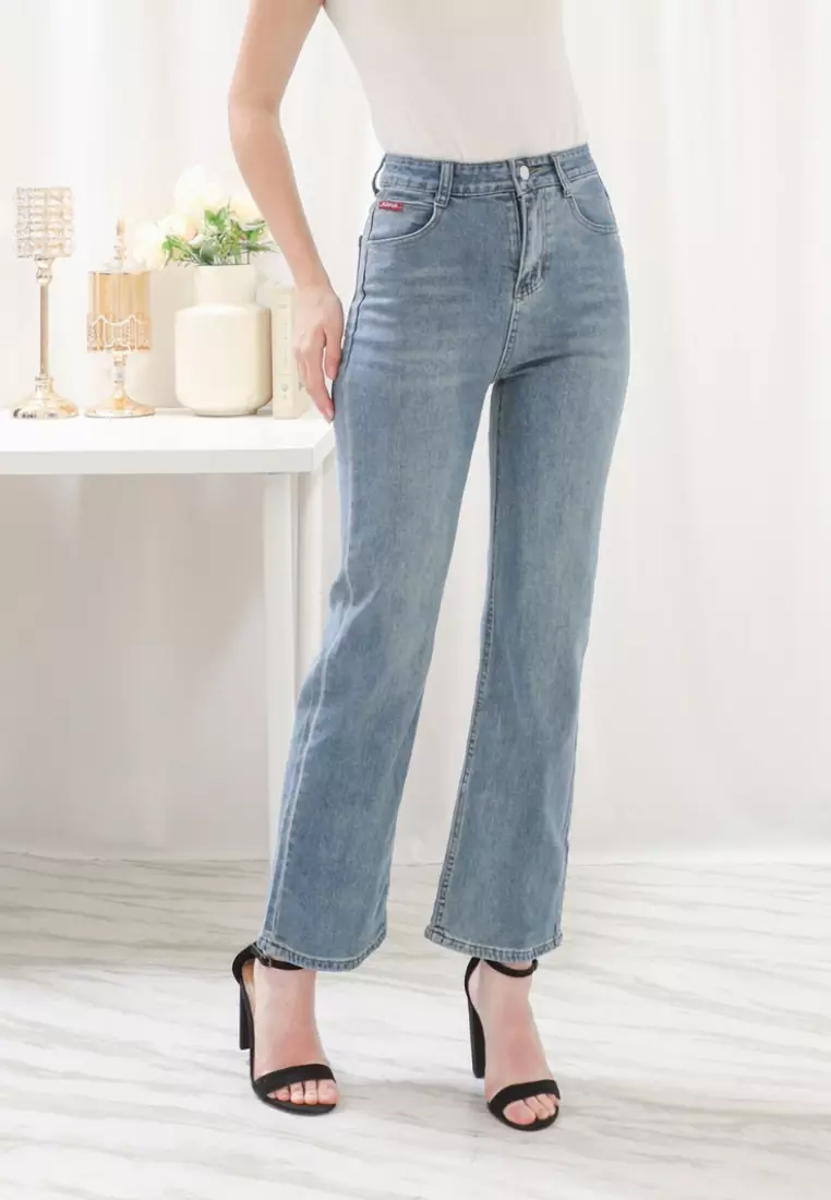 Dyaas Flare Jeans Highwaist in Aqua