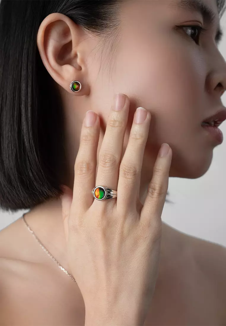 Aura Round Bezel Ammolite Signet Ring