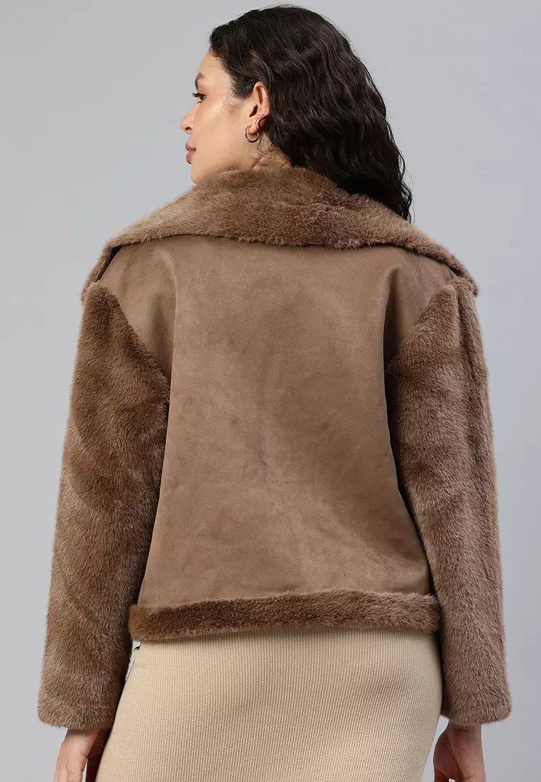 Jaket Bulu Palsu Warna Cokelat