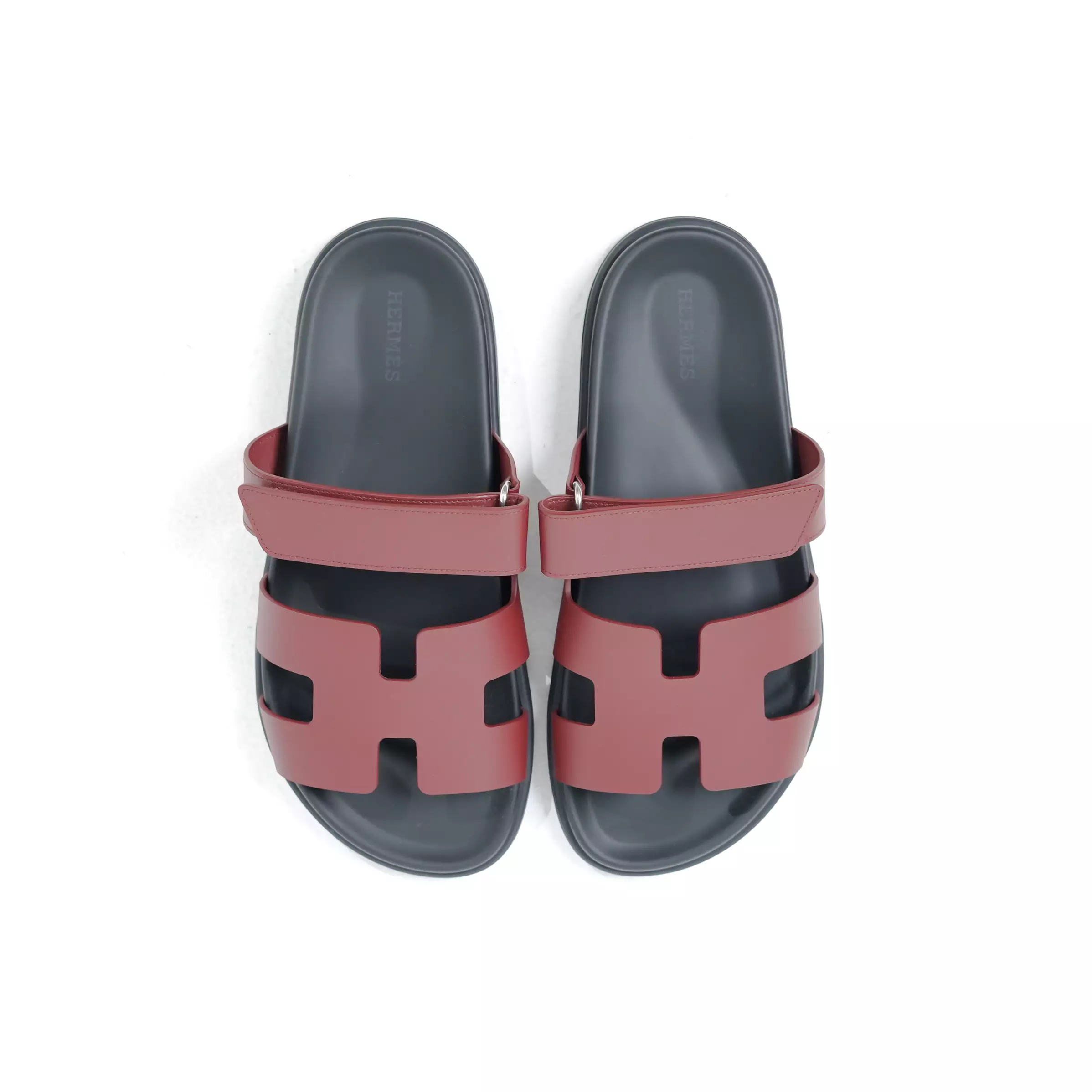 Sandal HERMES CHYPRE BLACK ROUGH BURGUNDY SANDAL 100% ORIGINAL