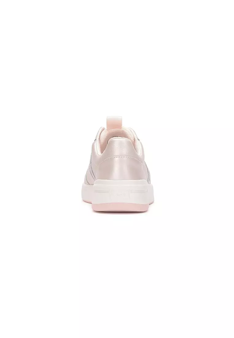 Women's The Court II Pearlized Leather Sneaker Pearlized Pink (WH68489)