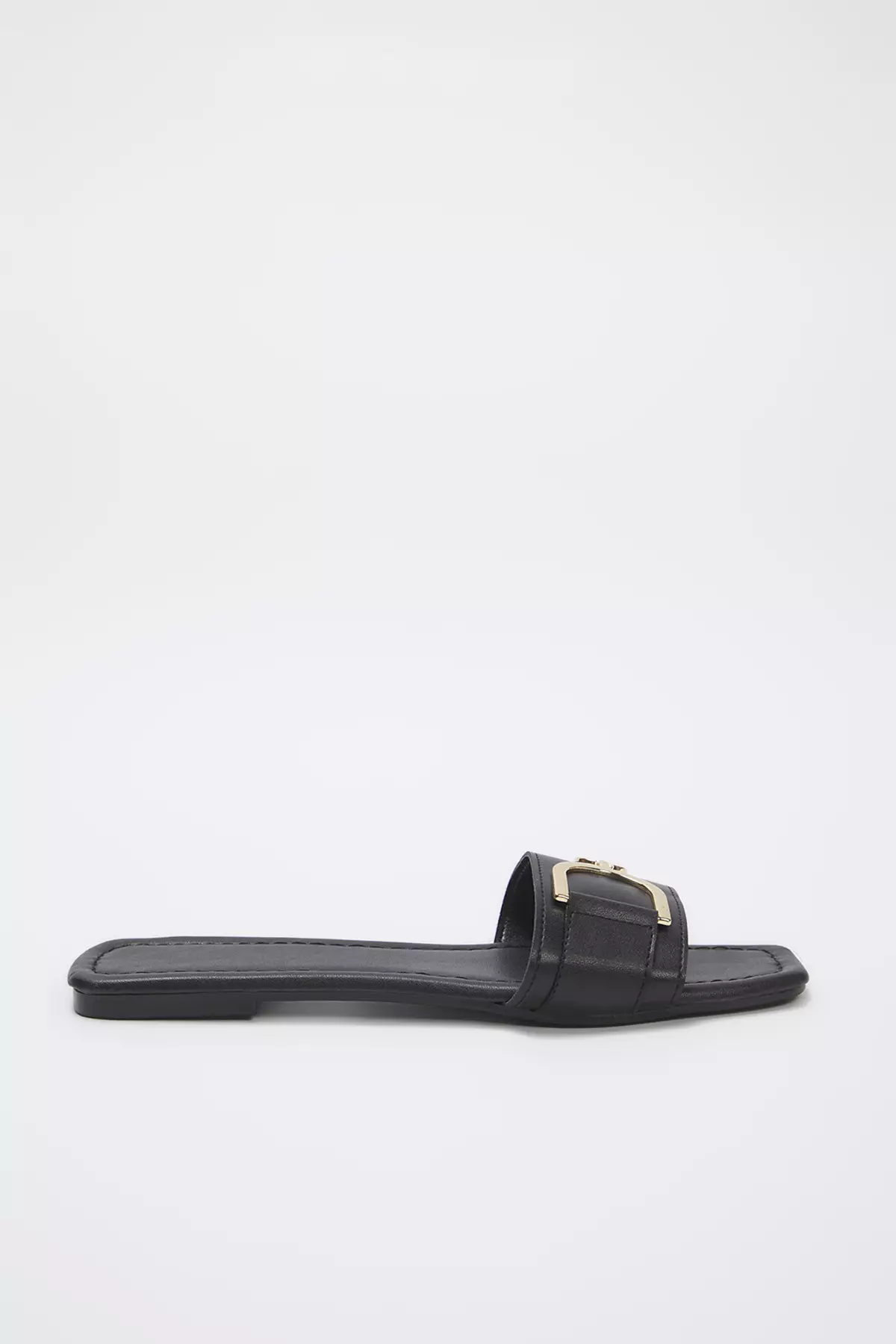 Women's Slippers With Black Metal Accessory Detail Takss25Te00015