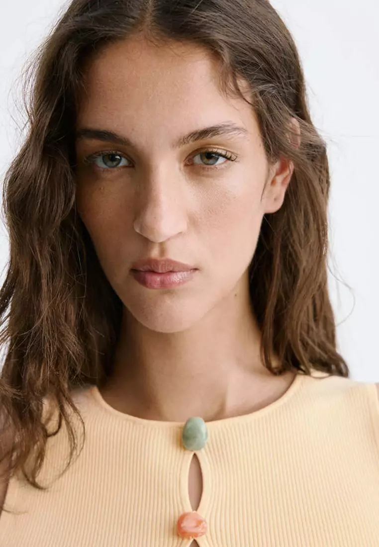Ribbed Top With Beads