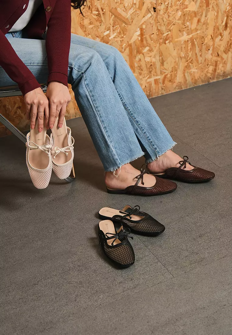 Flatshoes Mules Jaring Transparan Ringan L.Kalea Coffee