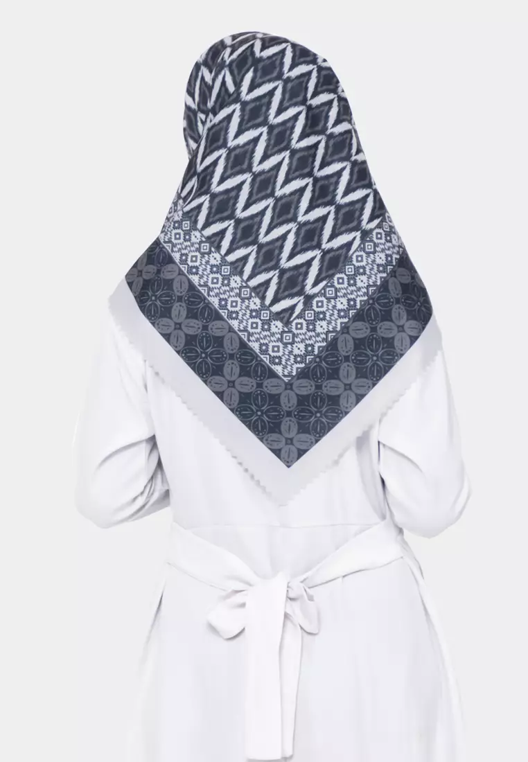 Hijab Motif Ethnic Gorontalo Segiempat Lasercut - Prinscara