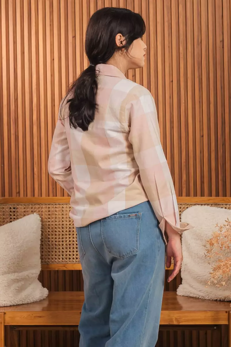 C2 Eterna Pink Kemeja Casual Wanita