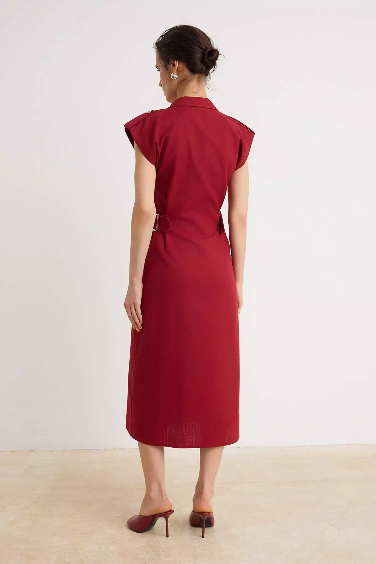 Burgundy Accessory Detailed Buttoned Midi Woven Shirt Dress Twoss26El00125