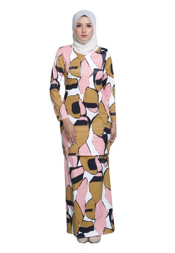 JING FEI KURUNG from Gaffronasir in black and white and pink and Brown
