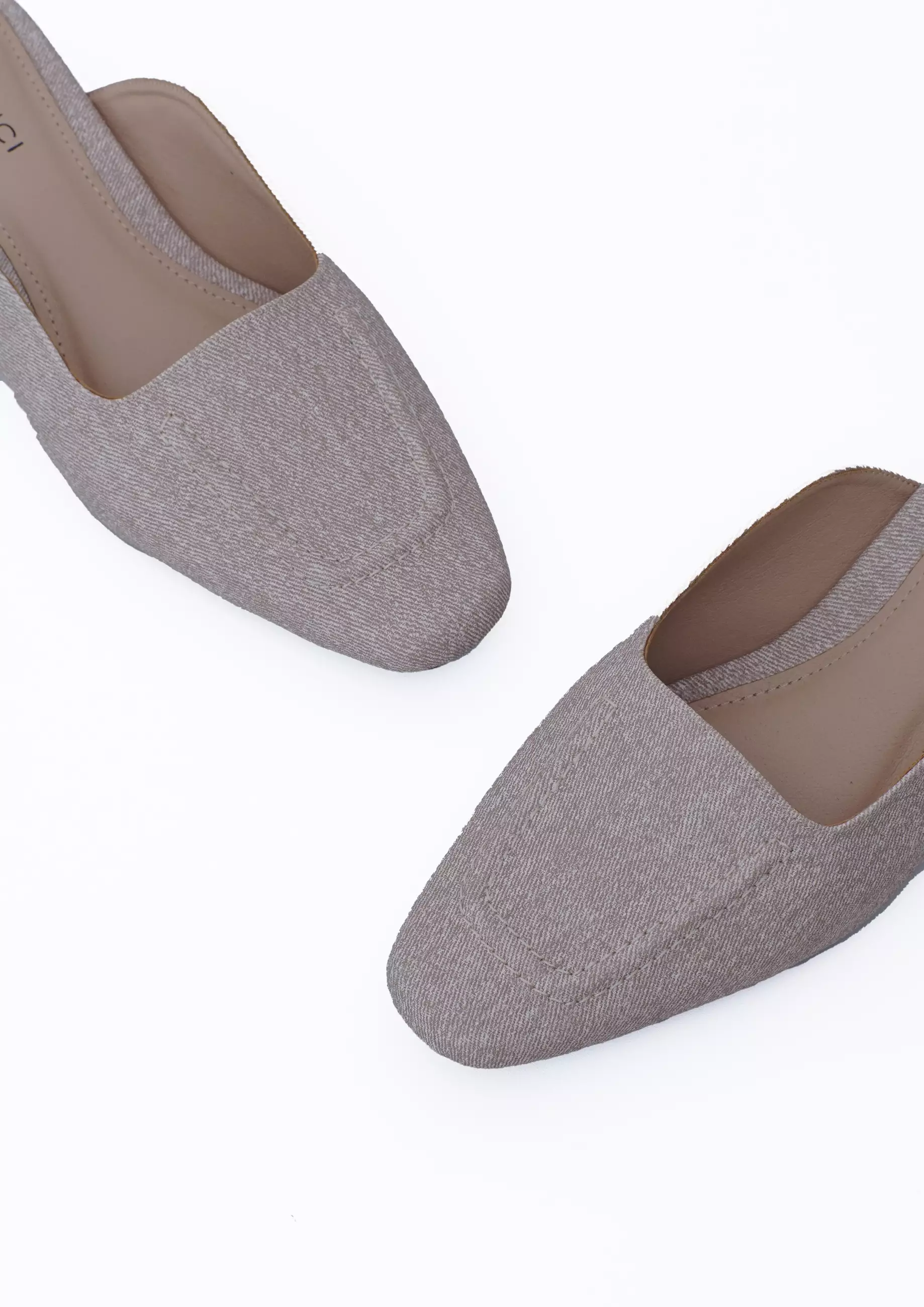 VIVI NICI - Darlene Sepatu Mules Wanita Hak 3 cm Milk Coffee