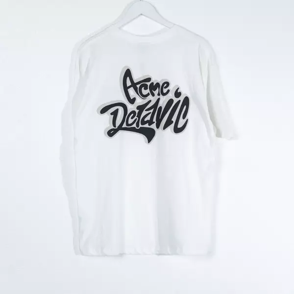 Kaos ADLV GRAFFITI TEXT OUTLINE GREY WHITE TSHIRT 100% ORIGINAL