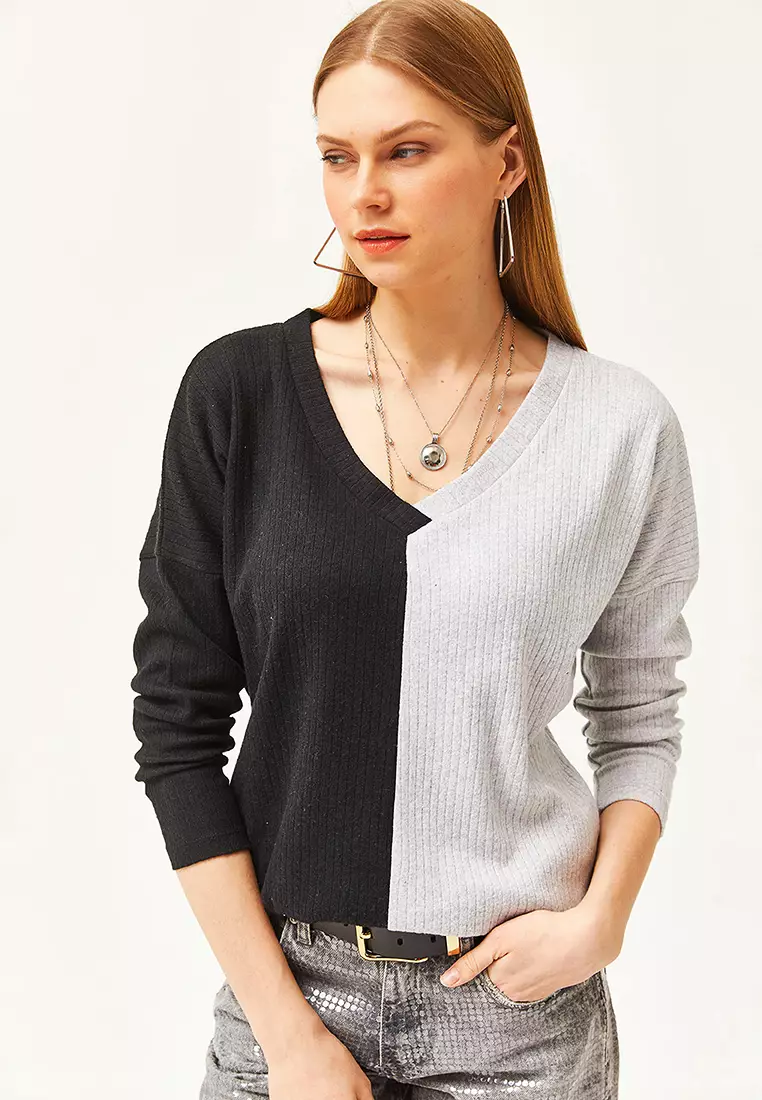 Block Raised Loose Top