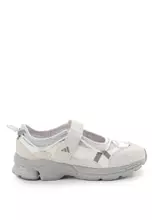 Cream White/Grey Two/Silver Metallic