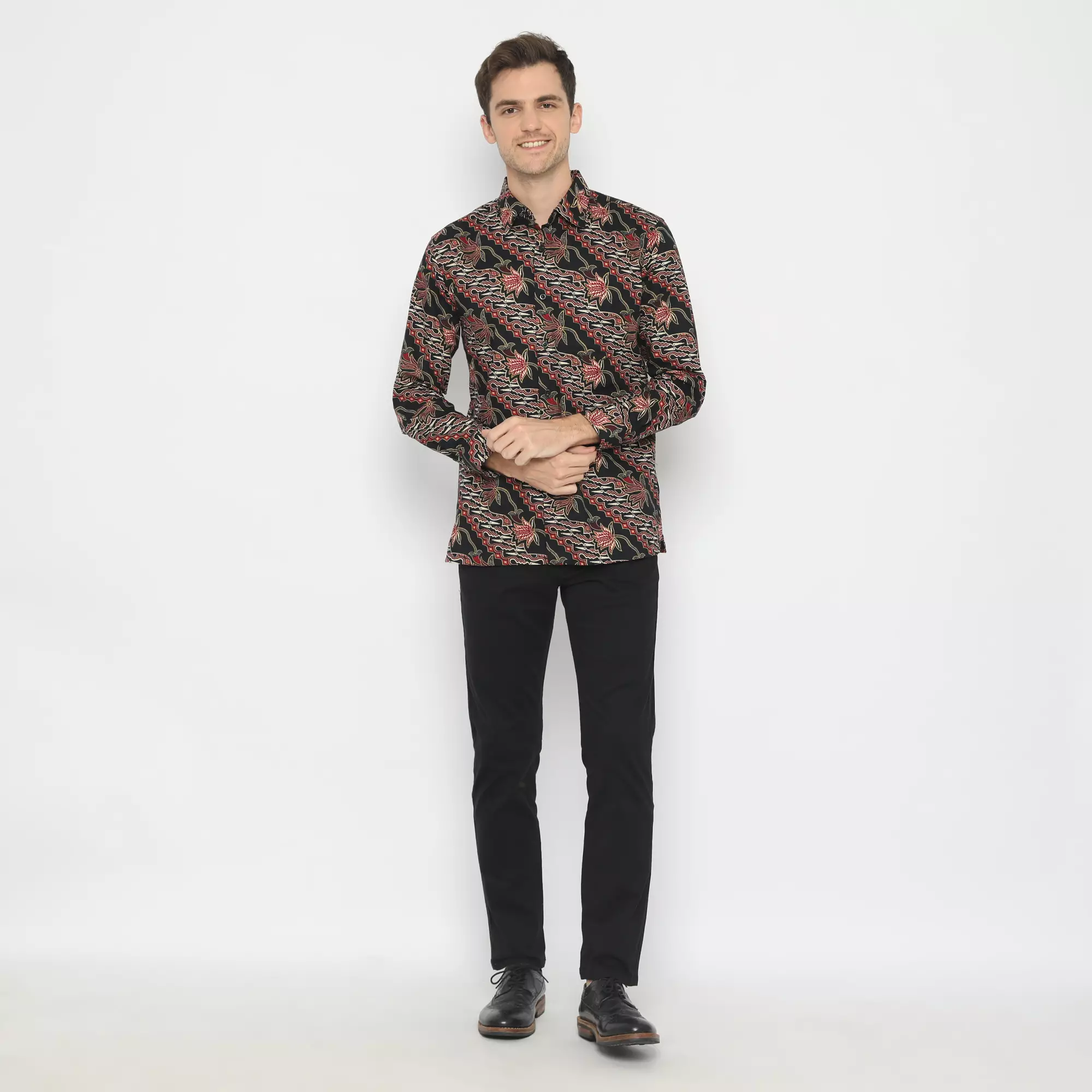 Platini Kemeja Batik Pria Lengan Panjang Katun Merah 460524