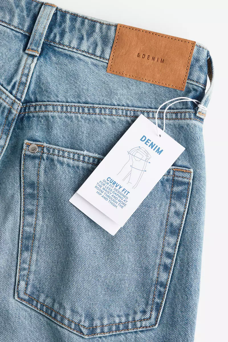 Curvy Fit Wide Ultra High Jeans