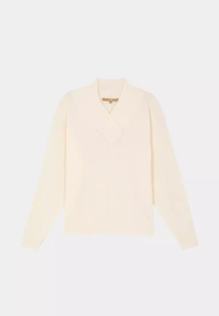 White Styled V-neck Sweater