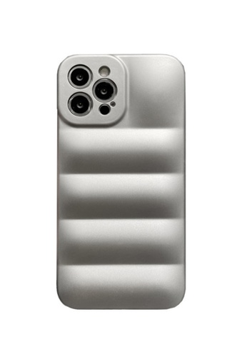 Kings Collection silver Down Jacket Pattern iPhone 12 Case (KCMCL2245) B5FADACF9C0AD9GS_1