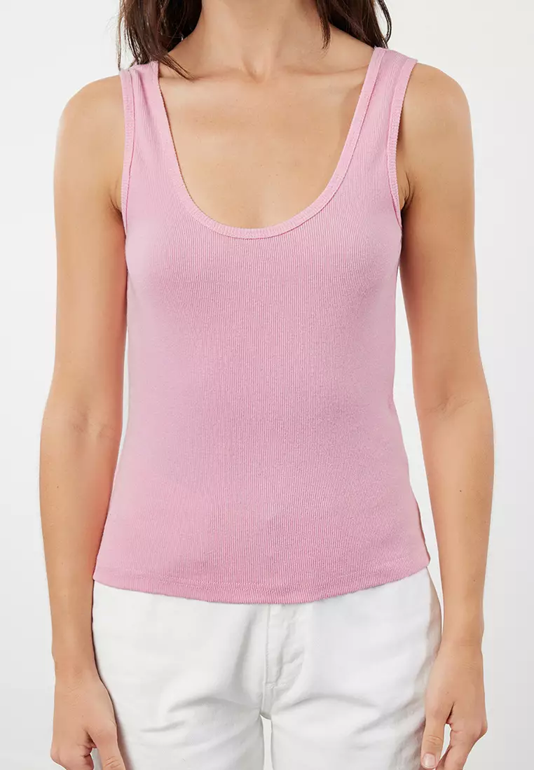 Light Pink Fitted Pool Neck Ribbed Stretchy Knitted Undershirt