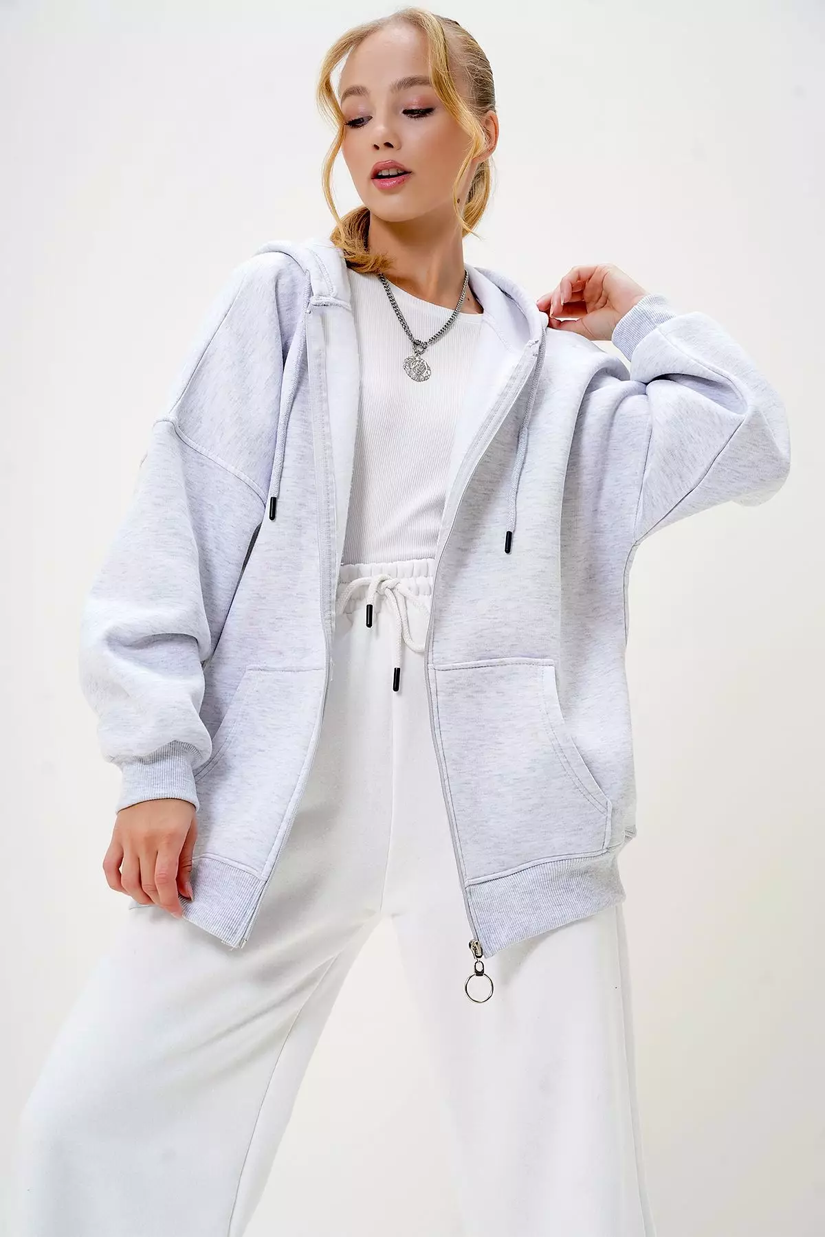 Brown Licensed Long Plenty Sweatshirt