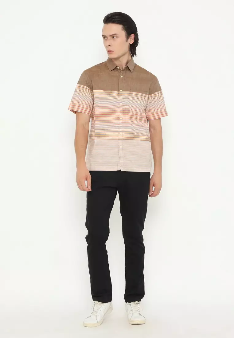 POLICE Kemeja Border Printing Regular Fit Pria