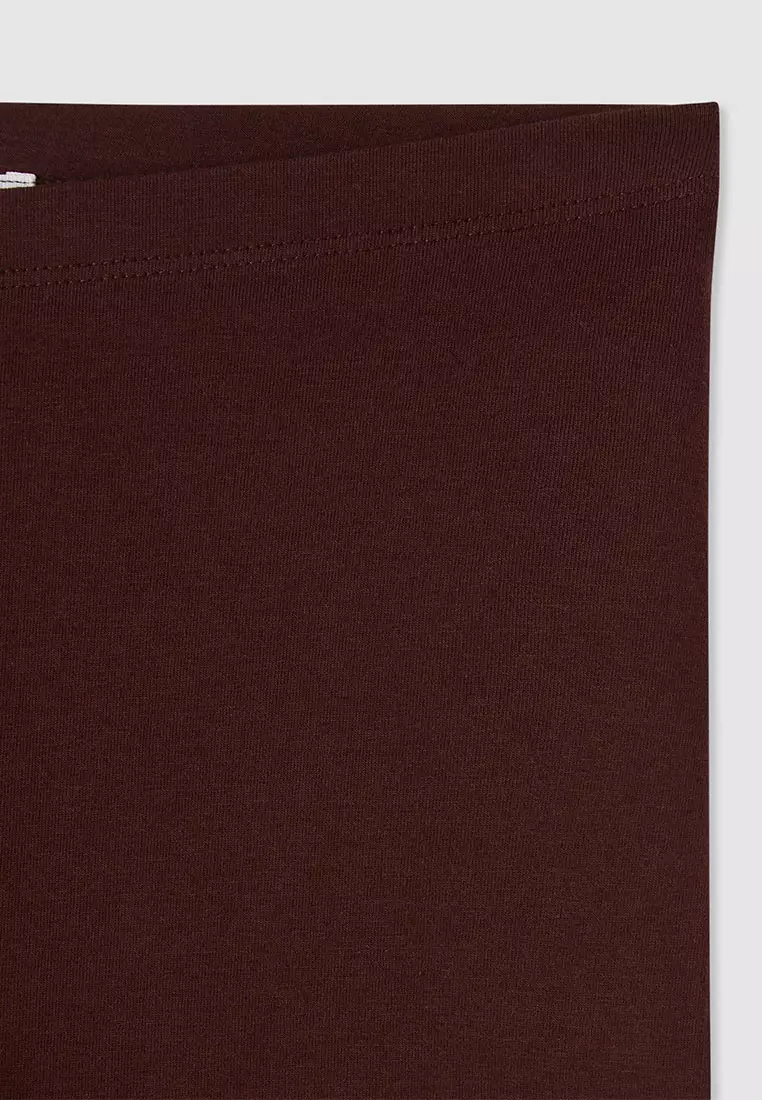 Woman Short Leggings