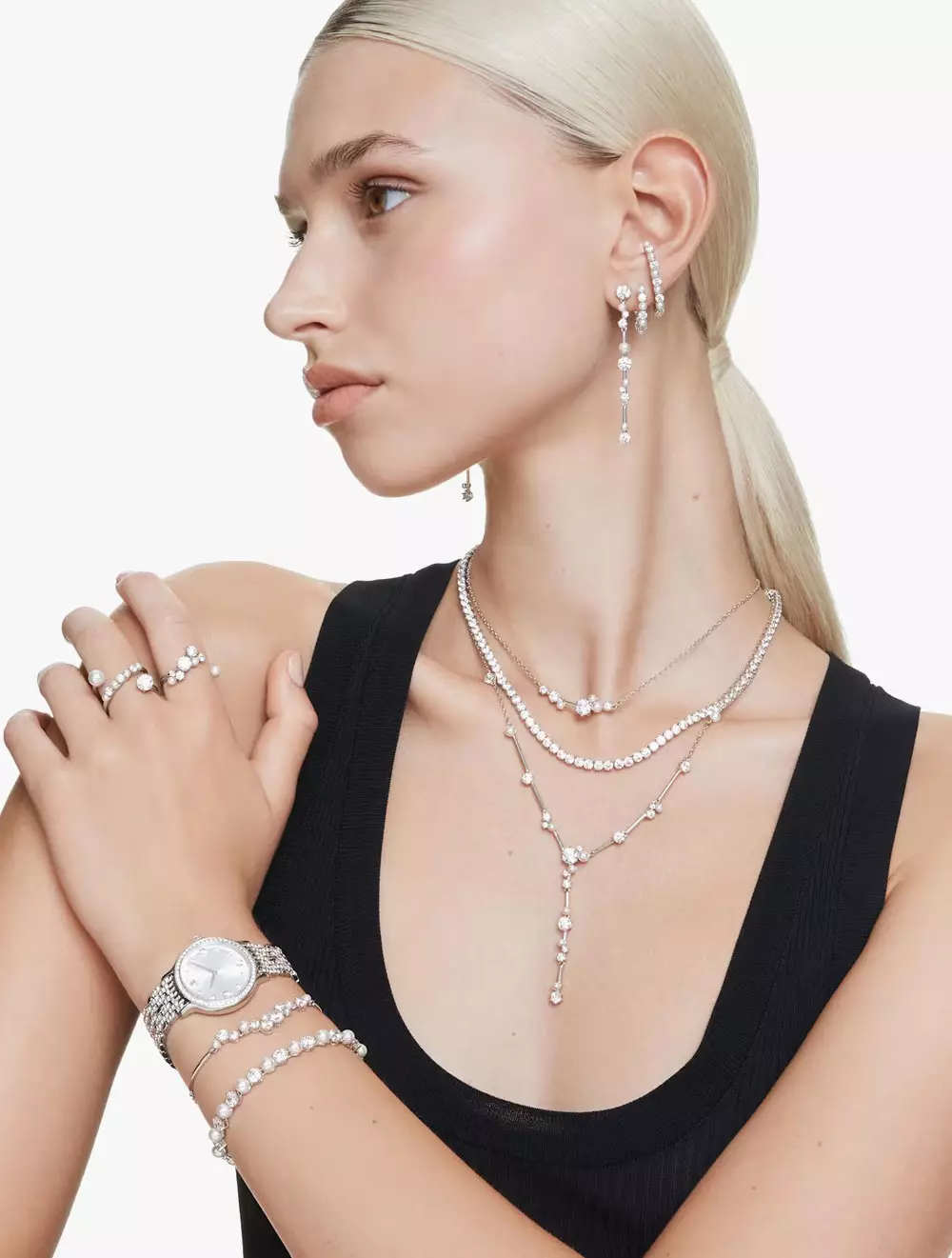 Matrix Tennis bracelet, Crystal pearl, Round cut, White, Rhodium plated - M - WHITE