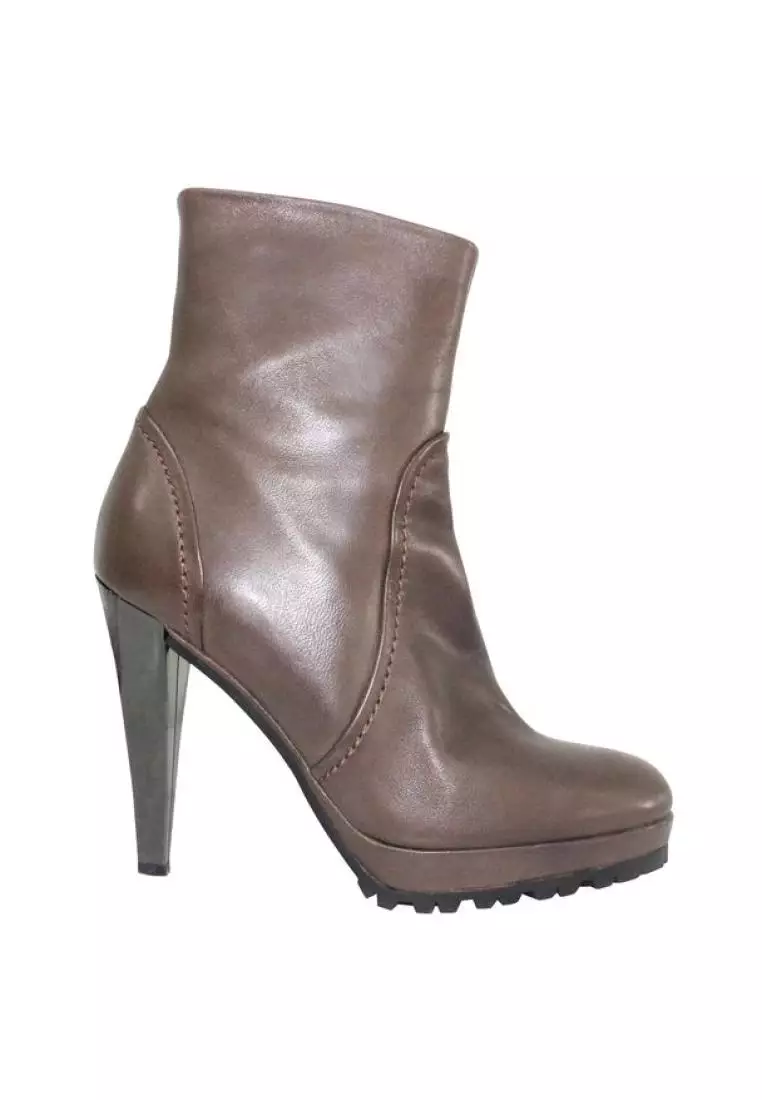Designer leather hotsell ankle boots