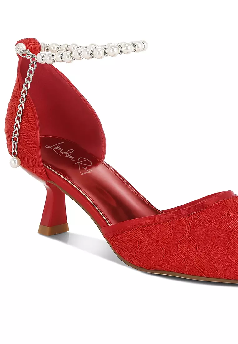 Sandal hak anak kucing berenda warna hitam