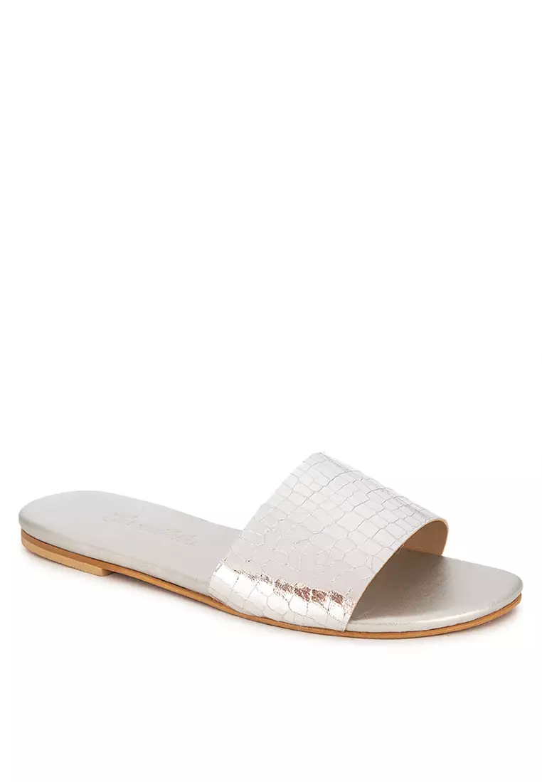 Discount on Carmelletes  shoes - SKU: Metallic Flat Slides
