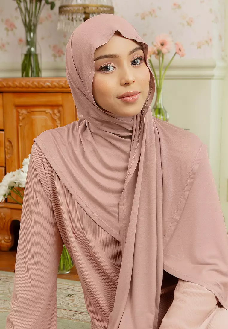 Heidy Oval Shawl in Nude Cream (Lozy x Heidy)